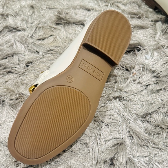 Nine West White Loafers with Gold Accent - Picture 4 of 4